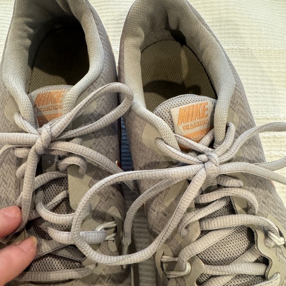 Nike trainer sneakers leopard and metallic accent - Picture 4 of 7